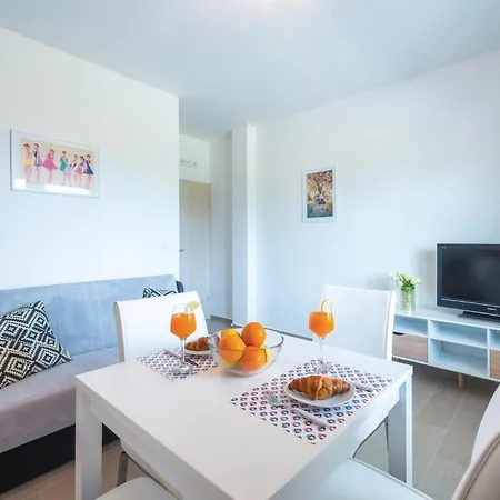 One-bedroom In *