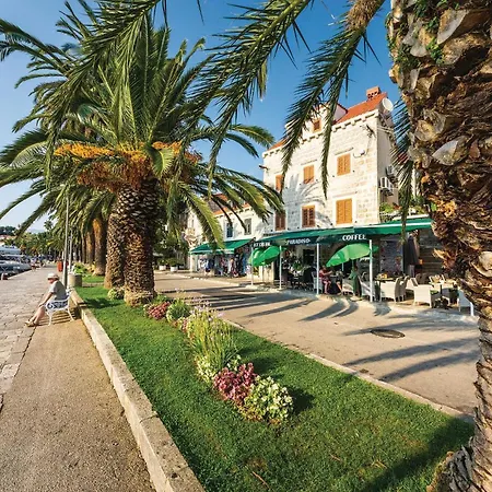 One-bedroom In * 챠브타트